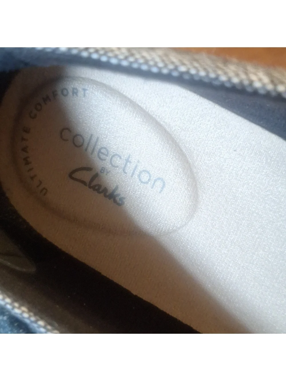 Clarks elegant flats